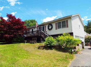 25 Riverbend Rd, Saugerties, NY 12477