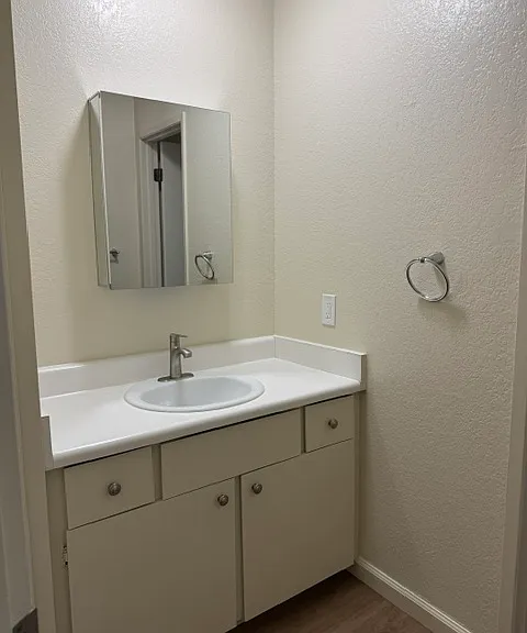 217 Santa Alicia Dr — Photo 3