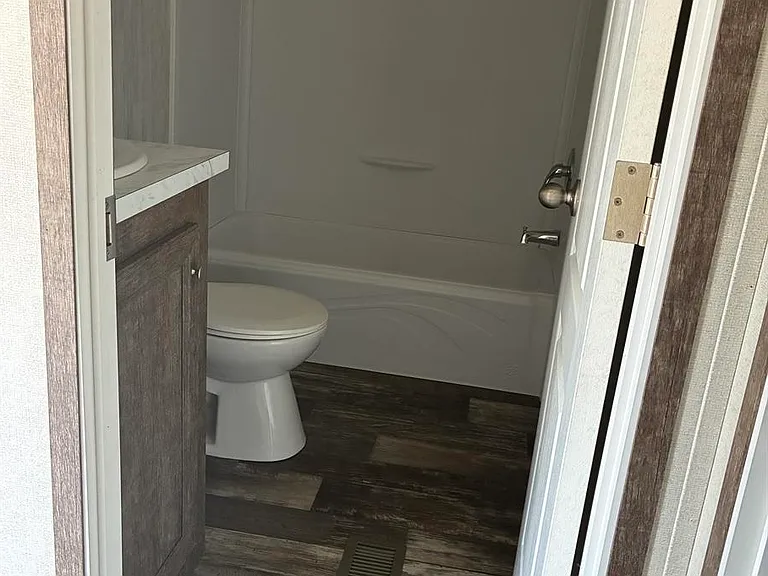 132 Ash St — Photo 5