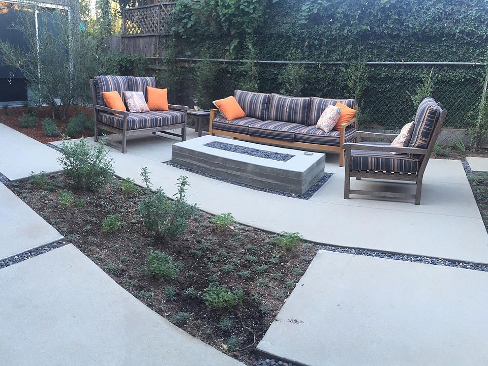 2nd image of 617 Flower Ave #1/2