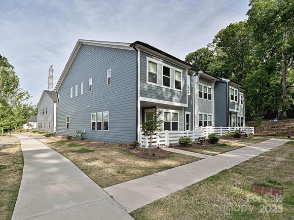 306 Cloudcroft Aly, Charlotte, NC 28217
