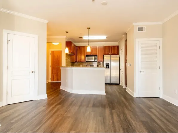 799 Hammond Dr Unit 323, Sandy Springs, GA 30328