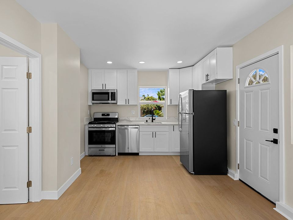 1st image of 5053 Lenore Dr