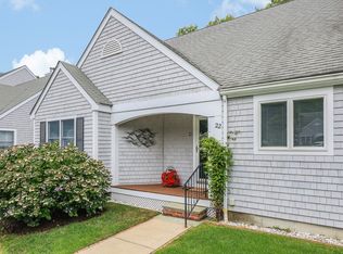 51 Carlson Ln APT 22, Falmouth, MA 02540