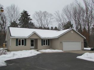 W10276 Dreamland Ave #AVE, Crivitz, WI 54114
