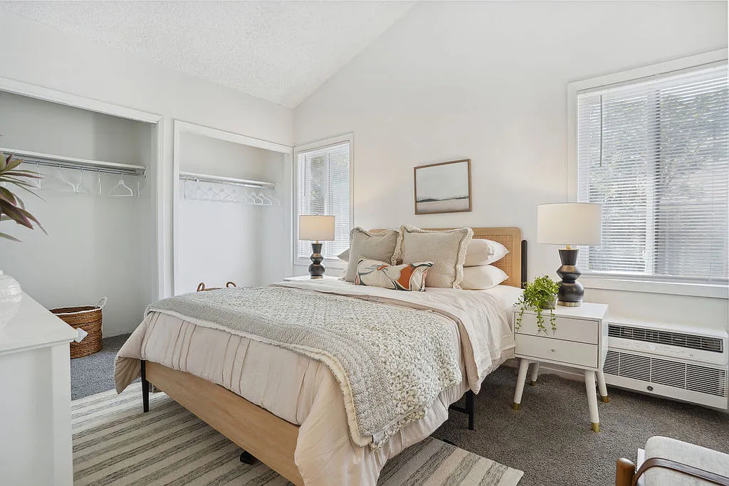 Layton Meadows Apartments — Photo 3