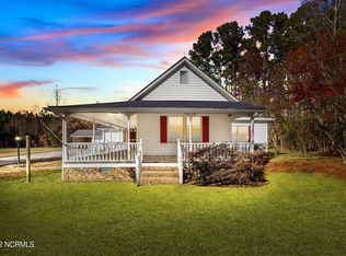 1385 J T Heath Rd, Williamston, NC 27892