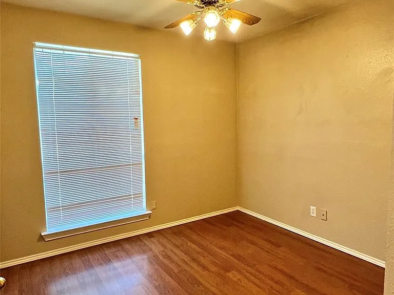 2056 Hawken Dr — Photo 12