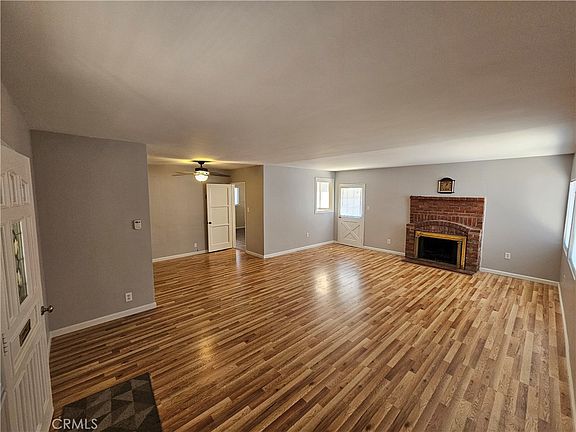 3rd image of 9522 Bascom St