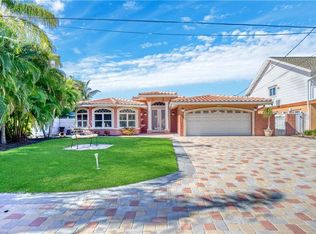 508 Lillian Dr, Madeira Beach, FL 33708