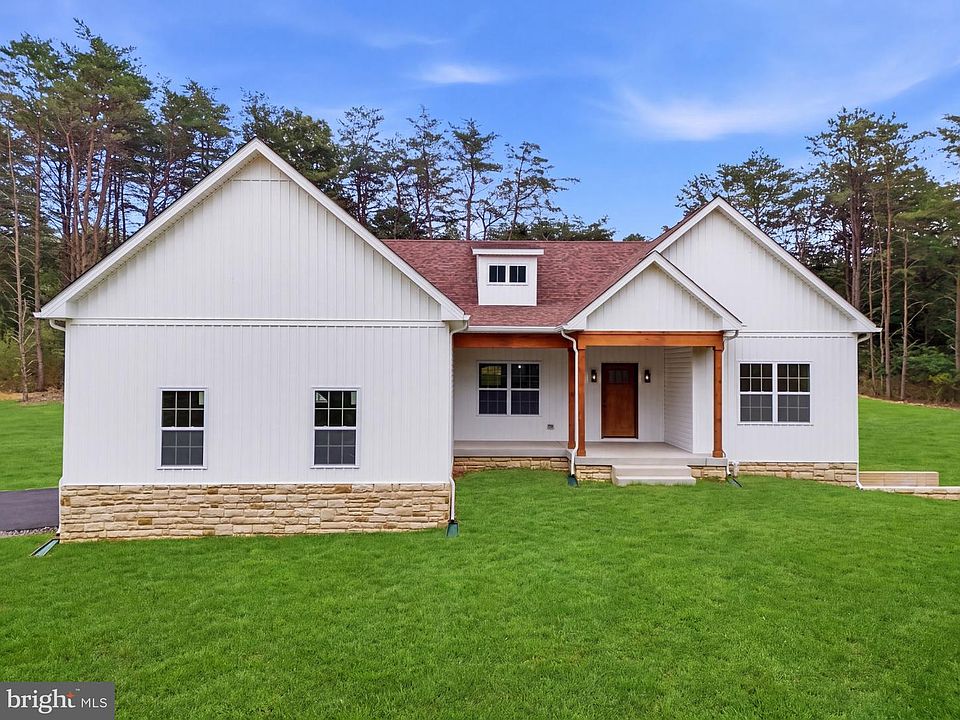 1st image of 42 Spruce Ln