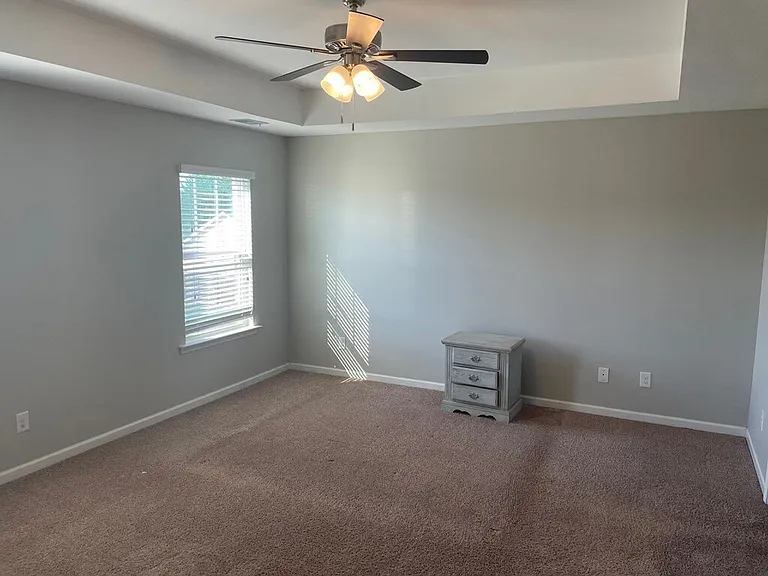 1090 Rockdale Blvd — Photo 11