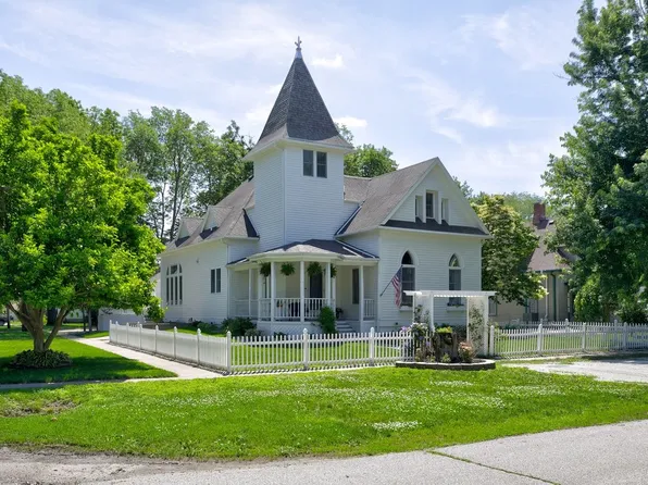 400 Percival Ave, Dallas Center, IA 50063