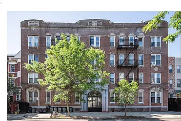 Rented by Platinum Properties