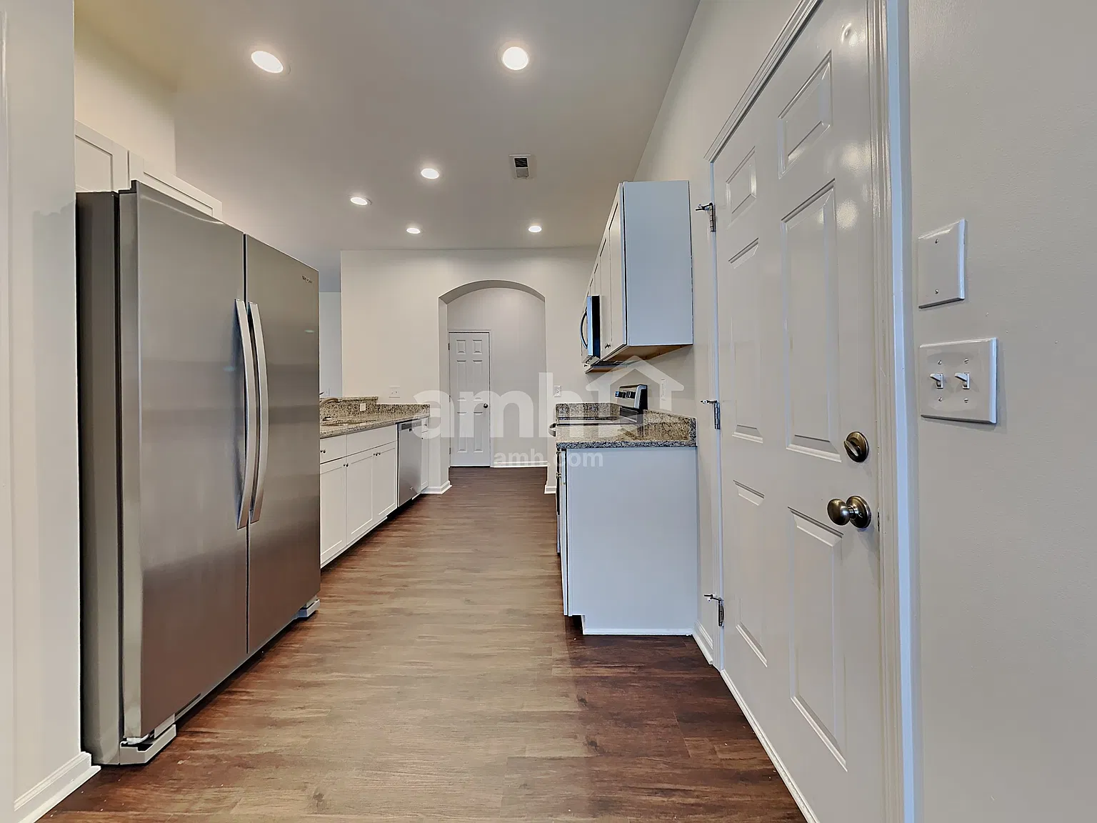 4 bed, 3.0 bath, 1590 sqft, $2,295 — Photo 3