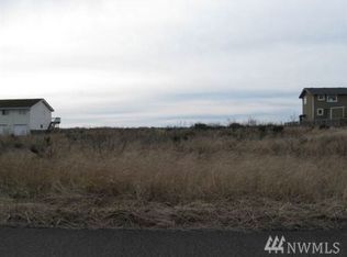 1450 Storm King Ave SW, Ocean Shores, WA 98569