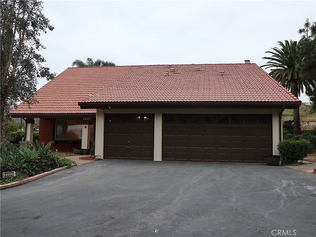 3202 Vista Cielo Ln, Spring Valley, CA 91978 Zillow