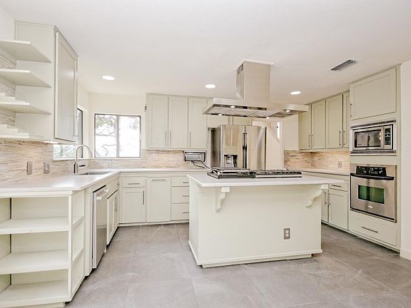 5th image of 4419 Stony Meadow Ln
