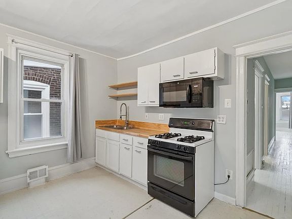 3rd image of 345 Krams Ave Floor 2