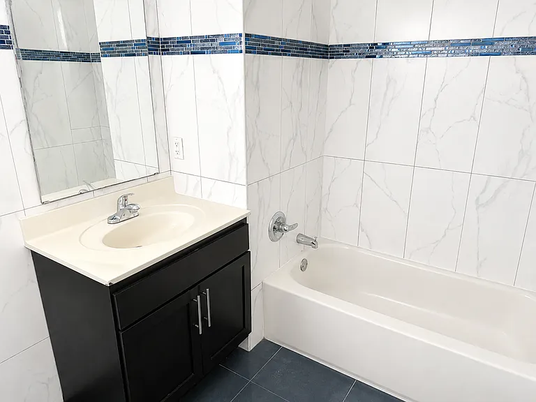 6400 Jefferson St #403A — Photo 9