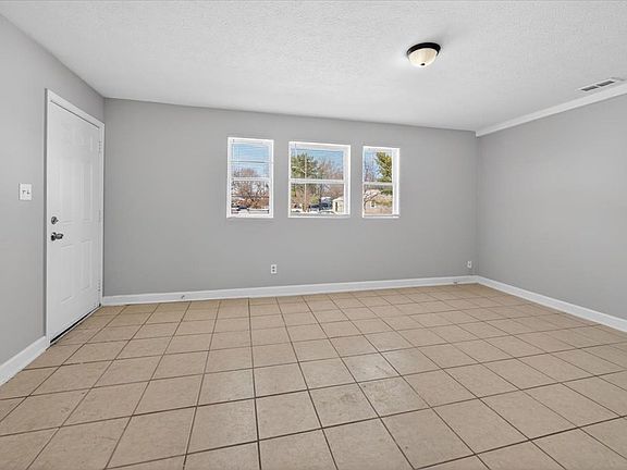 4th image of 2214-2216 Norden Ct