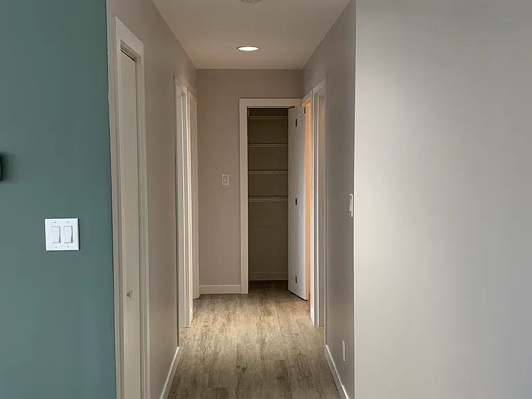 293 Edison Ave #305 — Photo 7