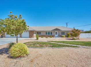 13915 Rincon Rd, Apple Valley, CA 92307