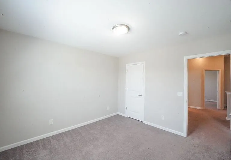 165 Greyfield Cir — Photo 27