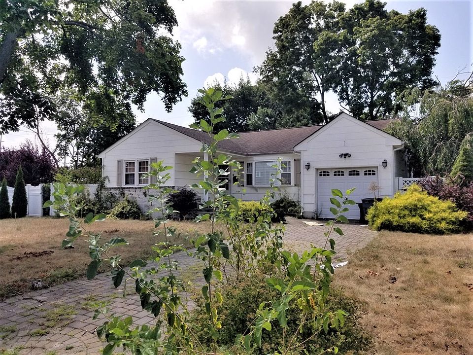 37 S Arizona Rd, West Babylon, NY 11704 Zillow