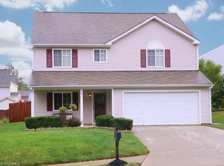 815 Townsend Farm Dr, Browns Summit, NC 27214