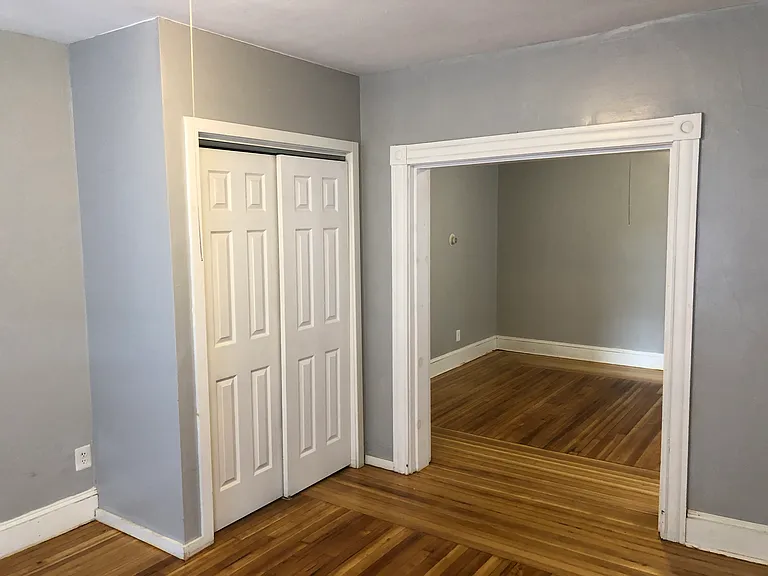 107 Gold St #1B — Photo 6