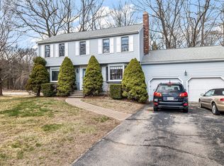 20 Ballou Rd, Hopedale, MA 01747