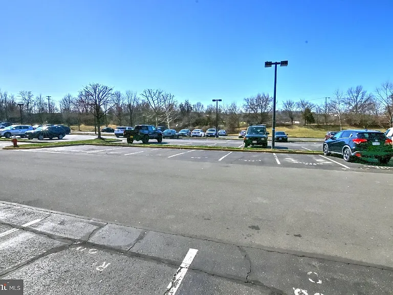 21216 McFadden Sq #108 — Photo 47