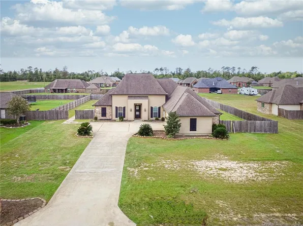 521 Dub Ln, Lake Charles, LA 70611