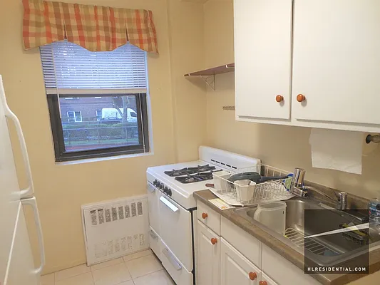 Sold by Highline Residential | media 25