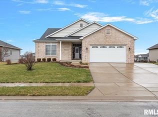 4831 Key West Ln, Springfield, IL 62711