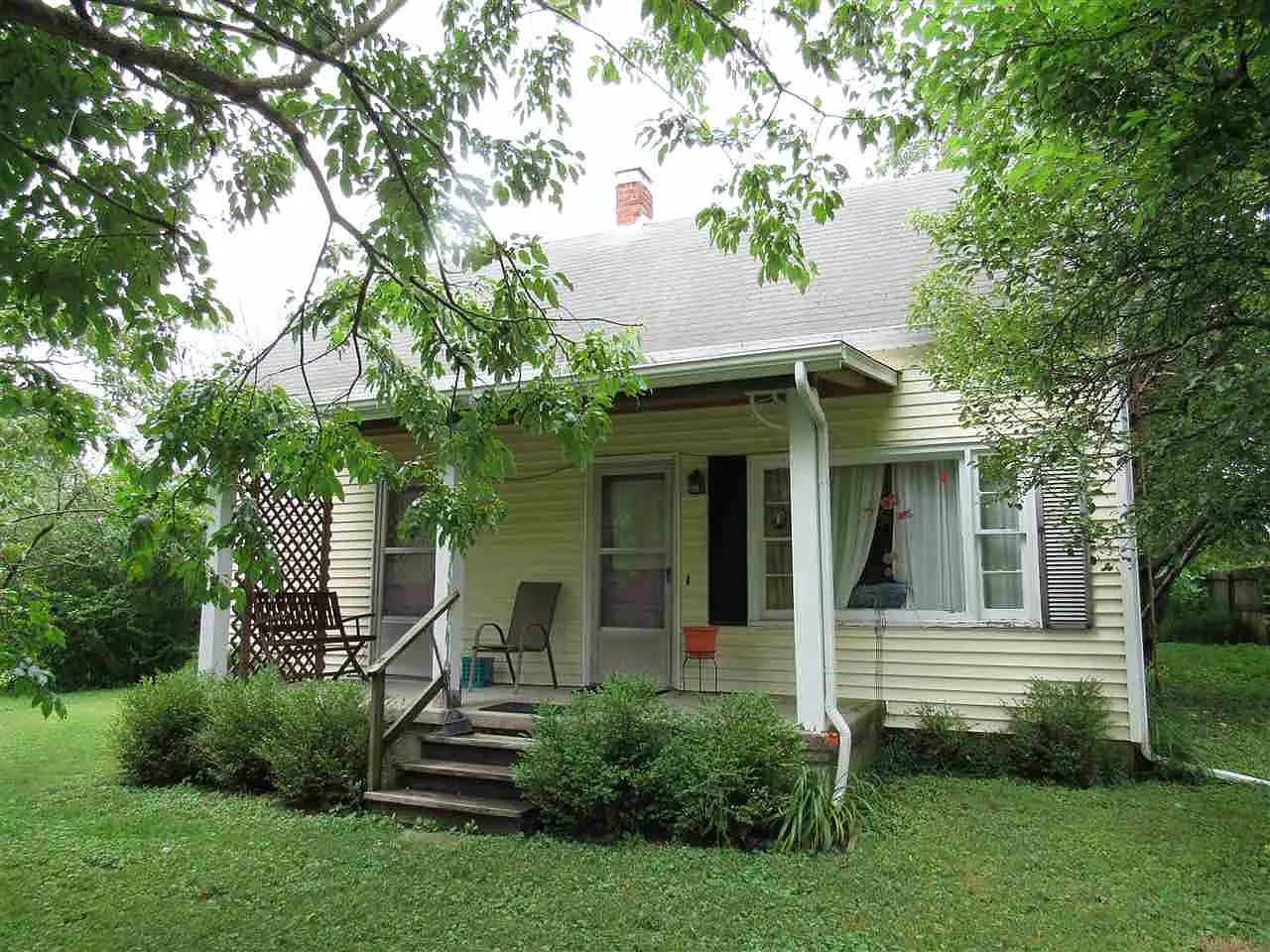 3998 N Russell Rd photo 1