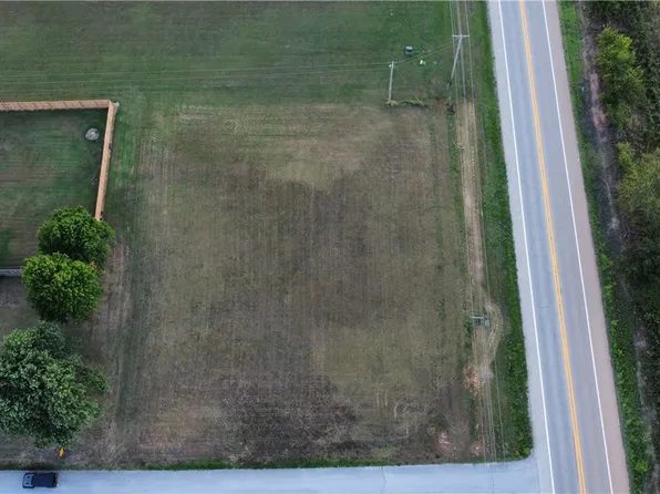 6100 SW Lee Ln #1, Bentonville, AR 72713