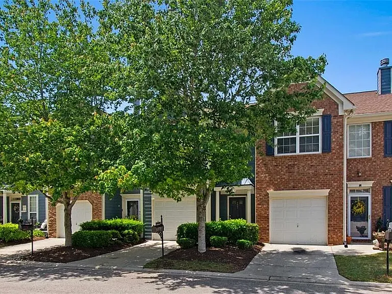 6411 Silvertide Way — Photo 1