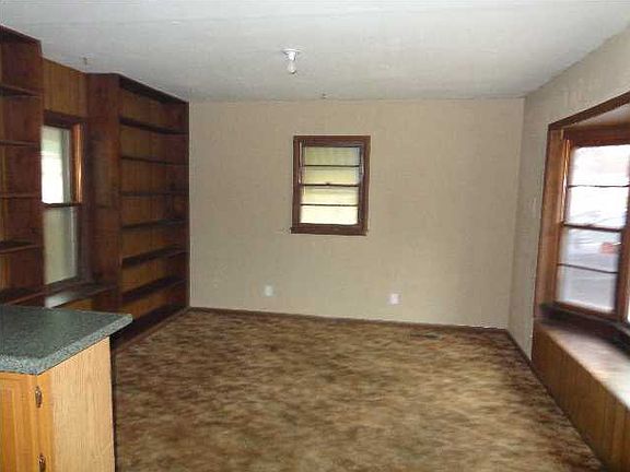 5th image of 509 E Bigger St #Hud-181262554