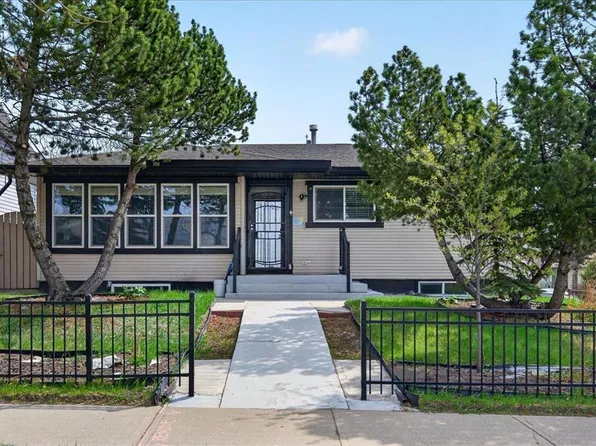 3620 W 28th St SE, Calgary, AB T2B 2H9