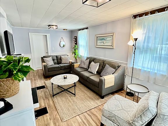 4th image of 882 Quinnipiac Ave #1