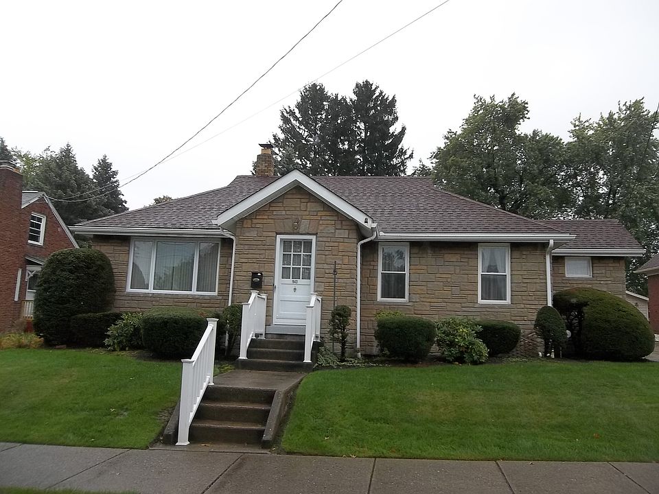 1st image of 943 E 31st St