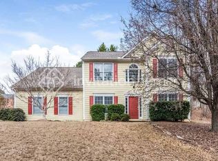1040 Deer Hollow Dr, Woodstock, GA 30189