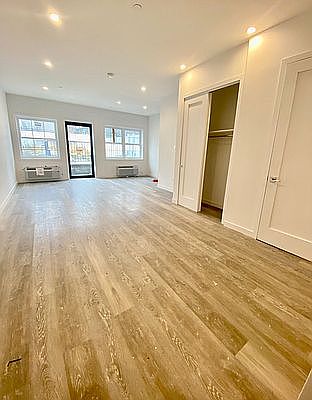 1st image of 1707 Park Pl #2F