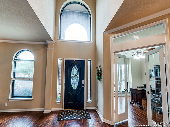3rd image of 18626 ROGERS PL