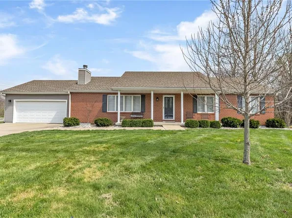 1901 Meadowlane, Kearney, MO 64060