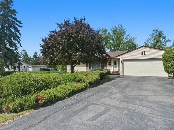 3801 E 4th St, Duluth, MN 55804