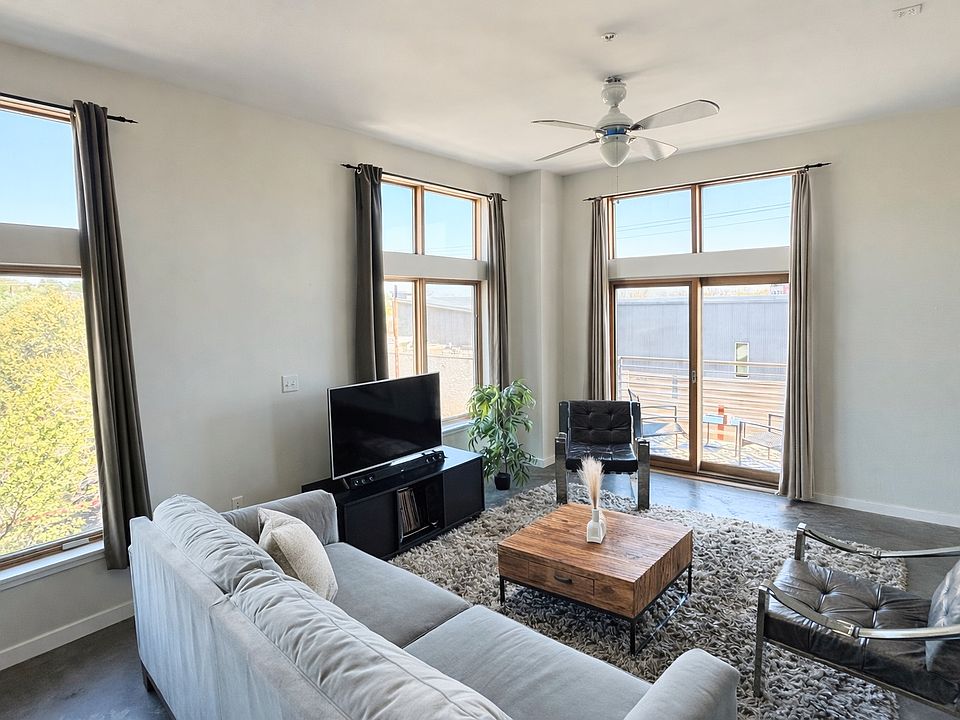 living room area facing east corner