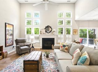 913 Overlook Ter, Carrollton, VA 23314